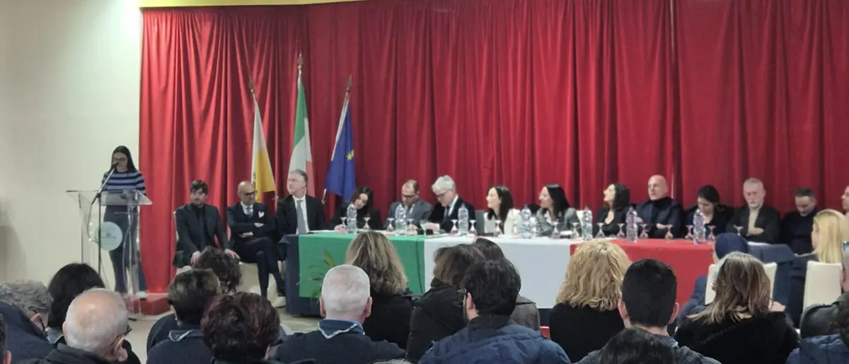 Villa, il Consiglio comunale in seduta aperta approva all'unanimità il Patto educativo