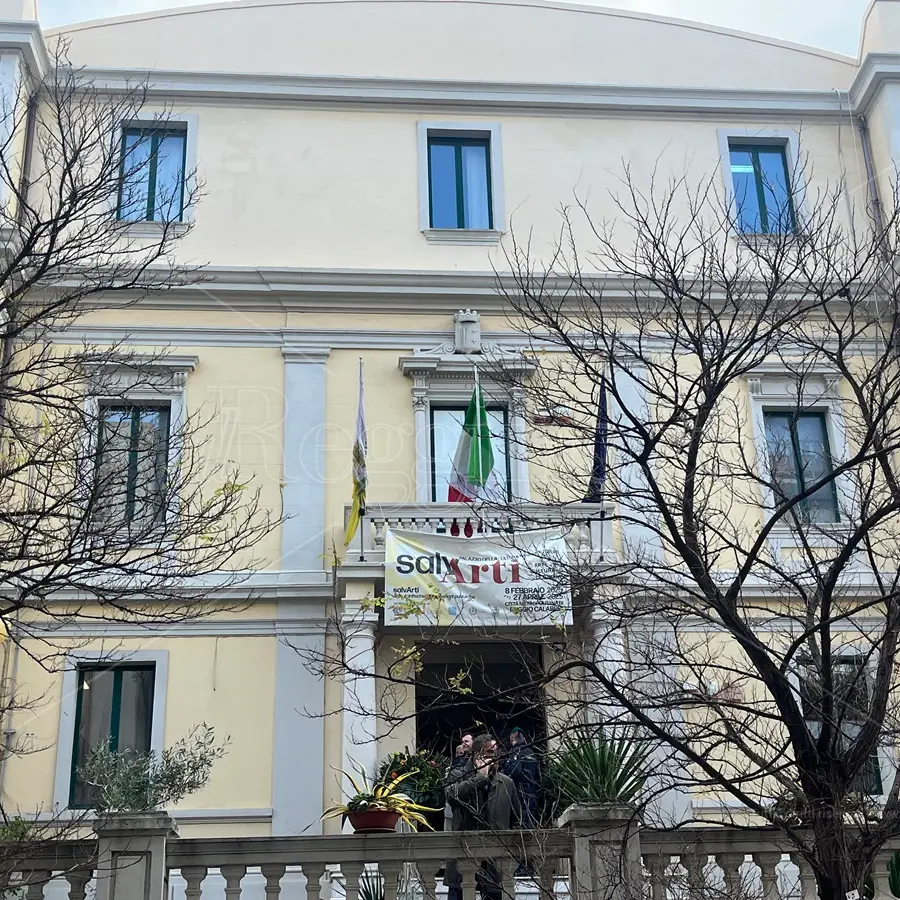 Patto per il Cambiamento: «Sulla lapide di Palazzo Crupi un delirio egocentrico»