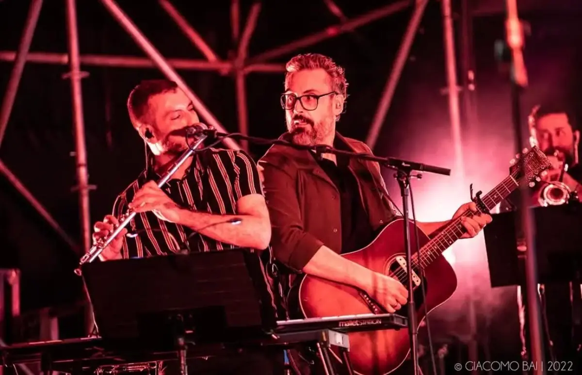 La Calabria a Sanremo 2025, con Brunori anche Mirko Onofrio: dirigerà l’orchestra del Festival nella serata delle cover