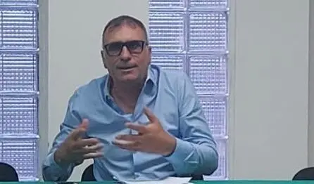 Gioia Tauro, Campana (Verdi/Avs): «L’inutile rigassificatore è solo un altro spot di Occhiuto»