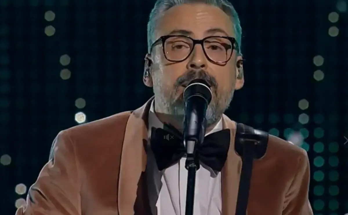 Sanremo 2025, Brunori debutta al Festival tra emozione e applausi