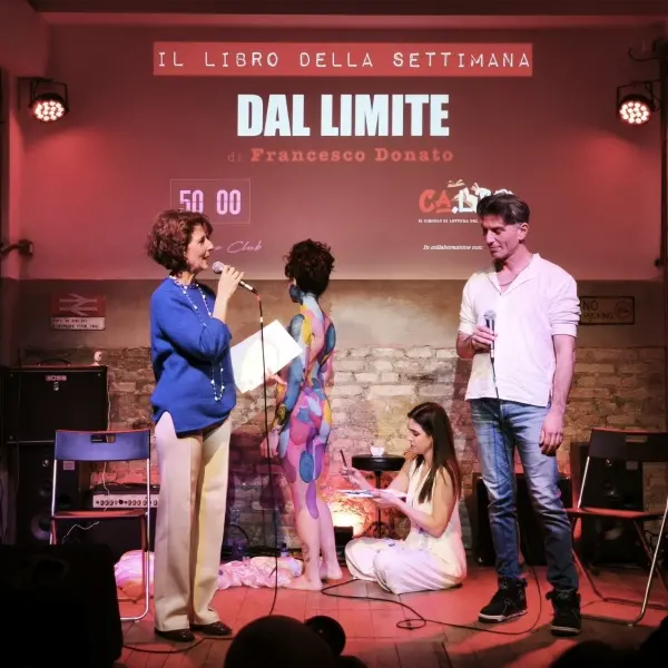 Reggio, il Cartoline Club incontra la poesia di Francesco Donato con la sua opera \"Dal Limite\"