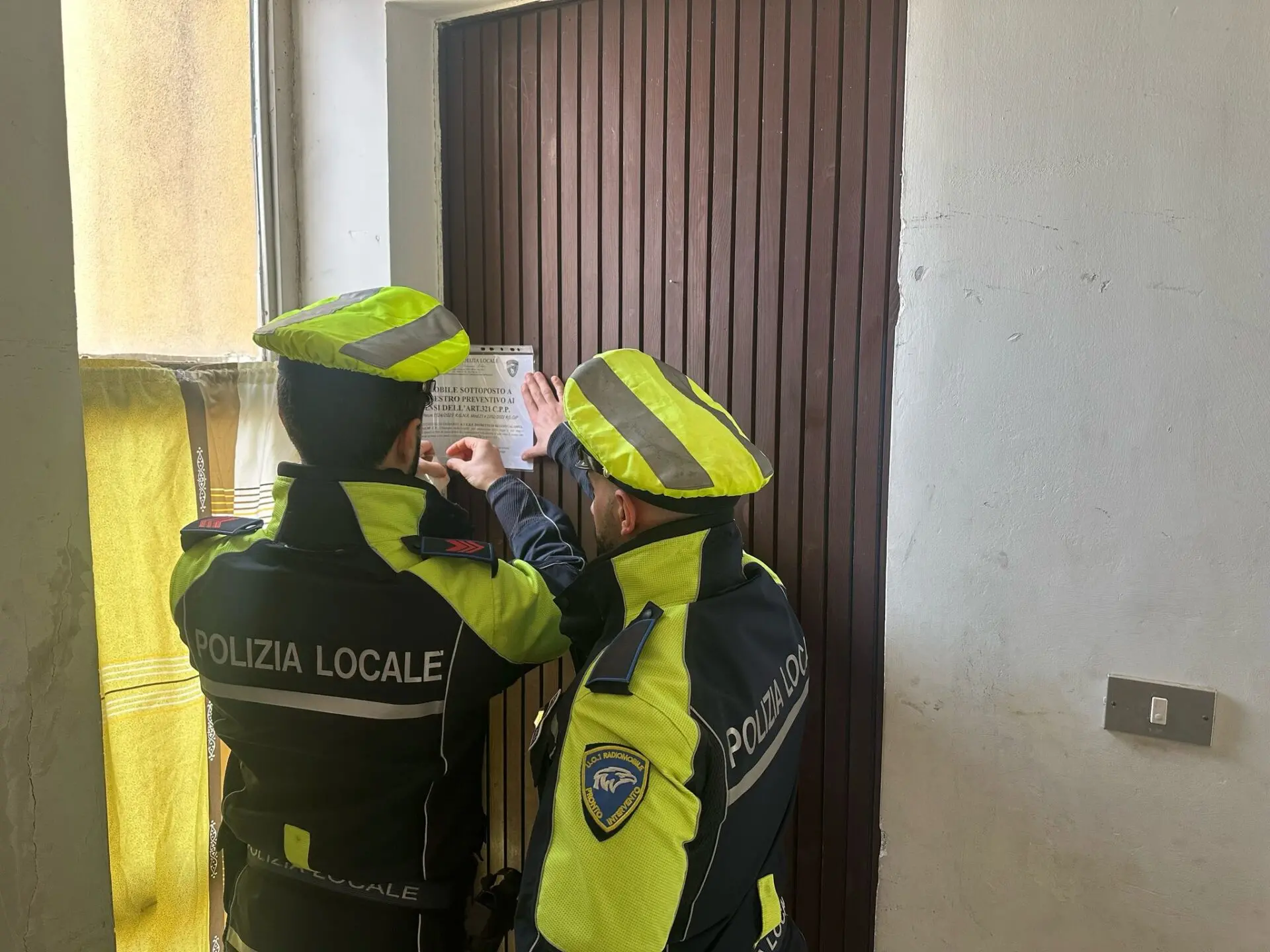 Palmi, casa popolare occupata abusivamente: immobile sequestrato