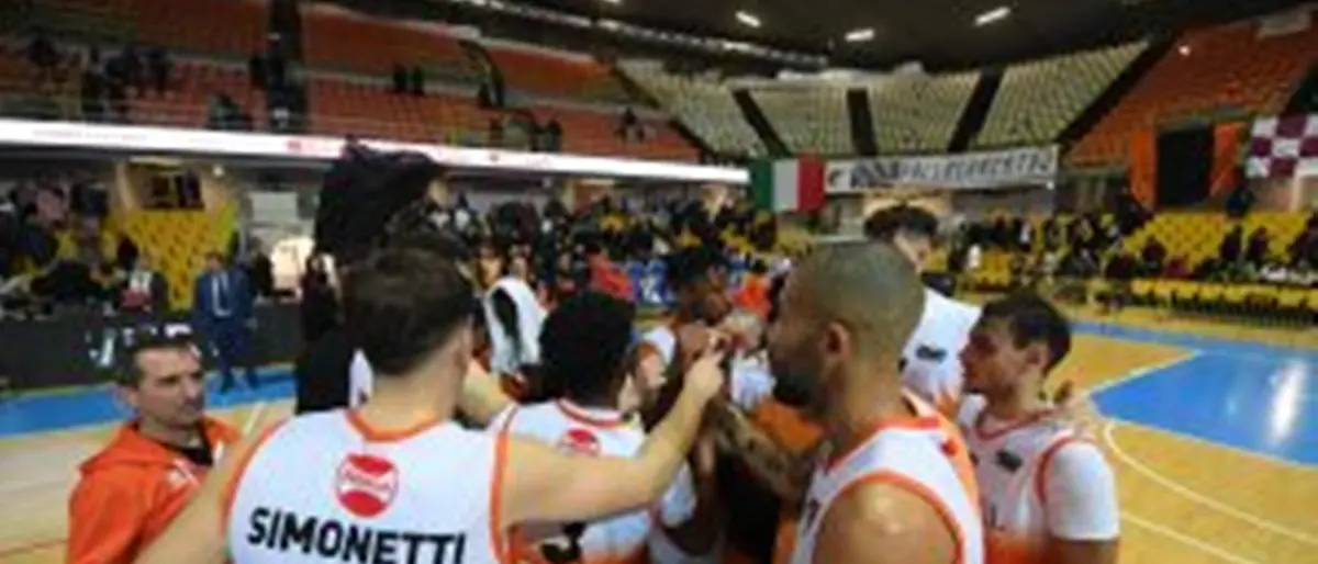 Reggio, la Viola ha voglia di reagire: oggi alle 18 la sfida a Brindisi