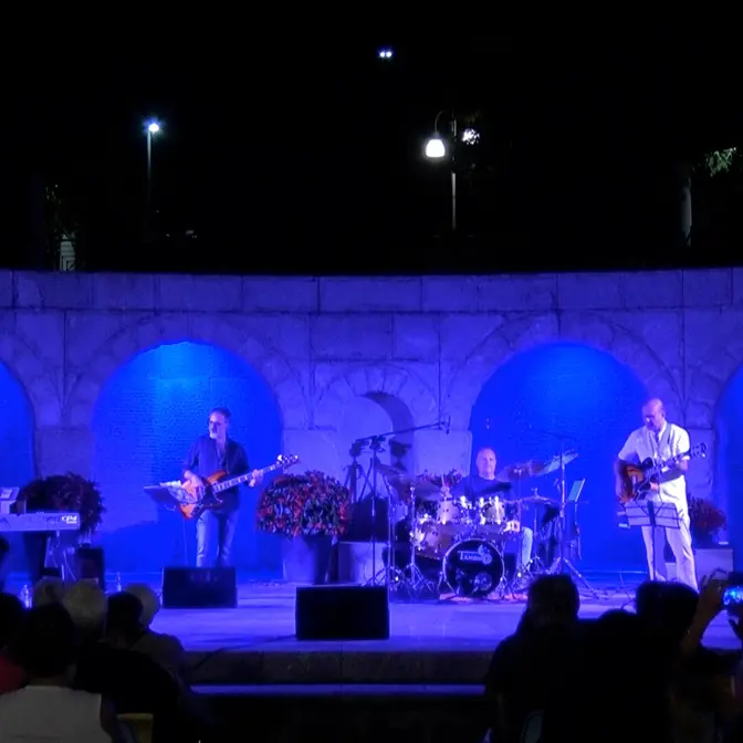 Gioia Tauro, Patrick Mittiga Swing Crew in concerto a Le Cisterne