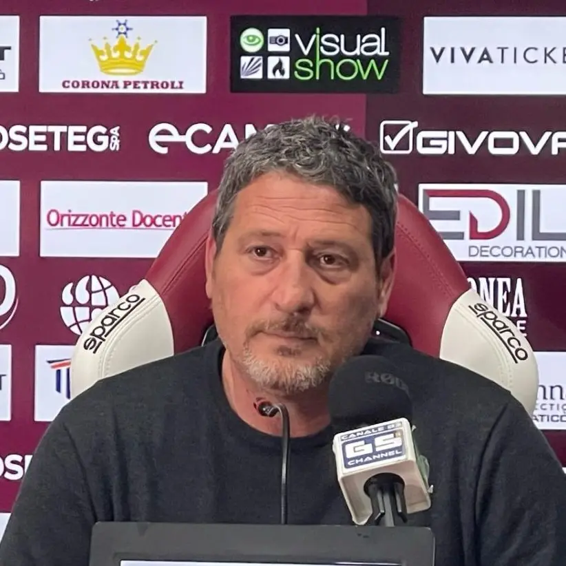 Reggina-Enna, mister Trocini: «La nostra determinazione è incrollabile, lotteremo fino all’ultimo secondo»