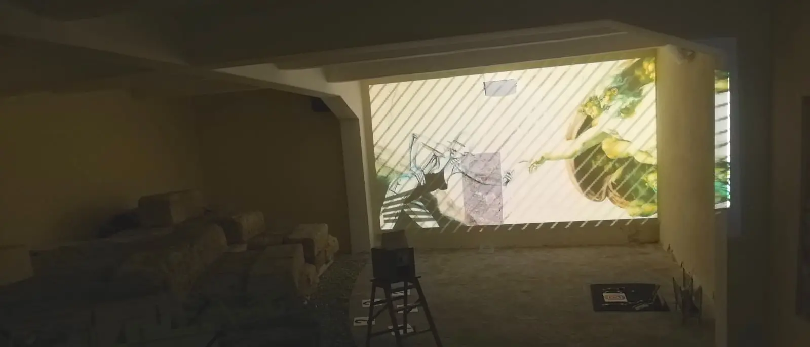 \"Scena nuda\" apre le porte della camera multisensoriale \"Italia - Grecia\"