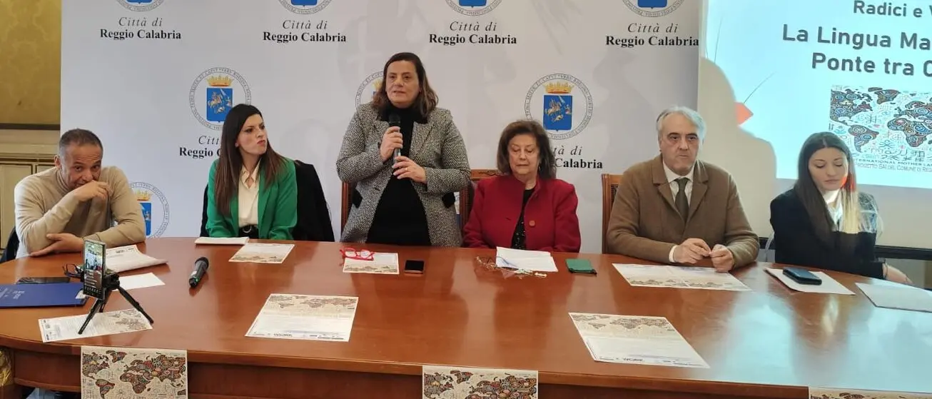 Reggio, per la Giornata della lingua Madre l’iniziativa “Radici e Voci: la Lingua Madre come Ponte tra Culture”