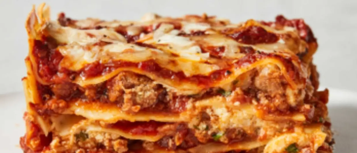LA RICETTA DEL GORNO | Lasagne al ragù classico: un piatto che conquista tutti