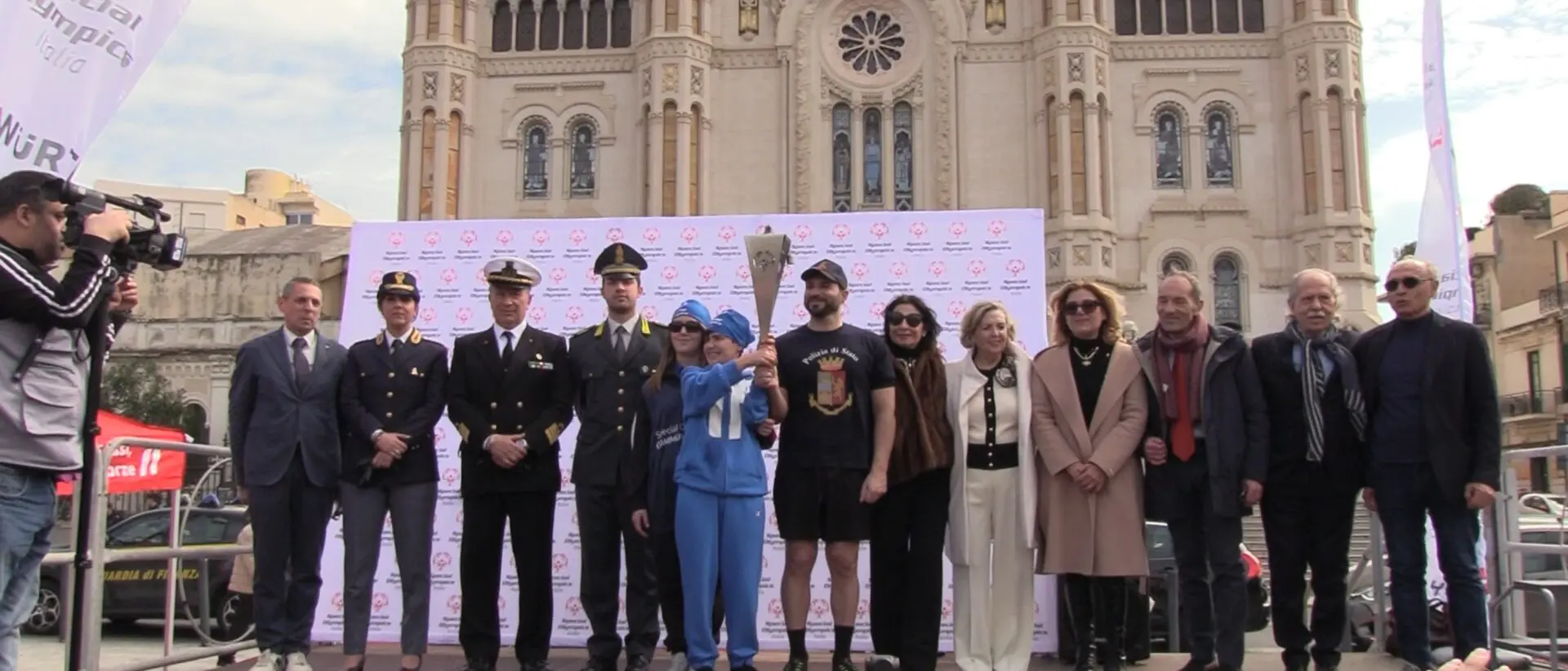 Reggio abbraccia la Fiamma della Speranza: verso gli Special Olympics di Torino 2025