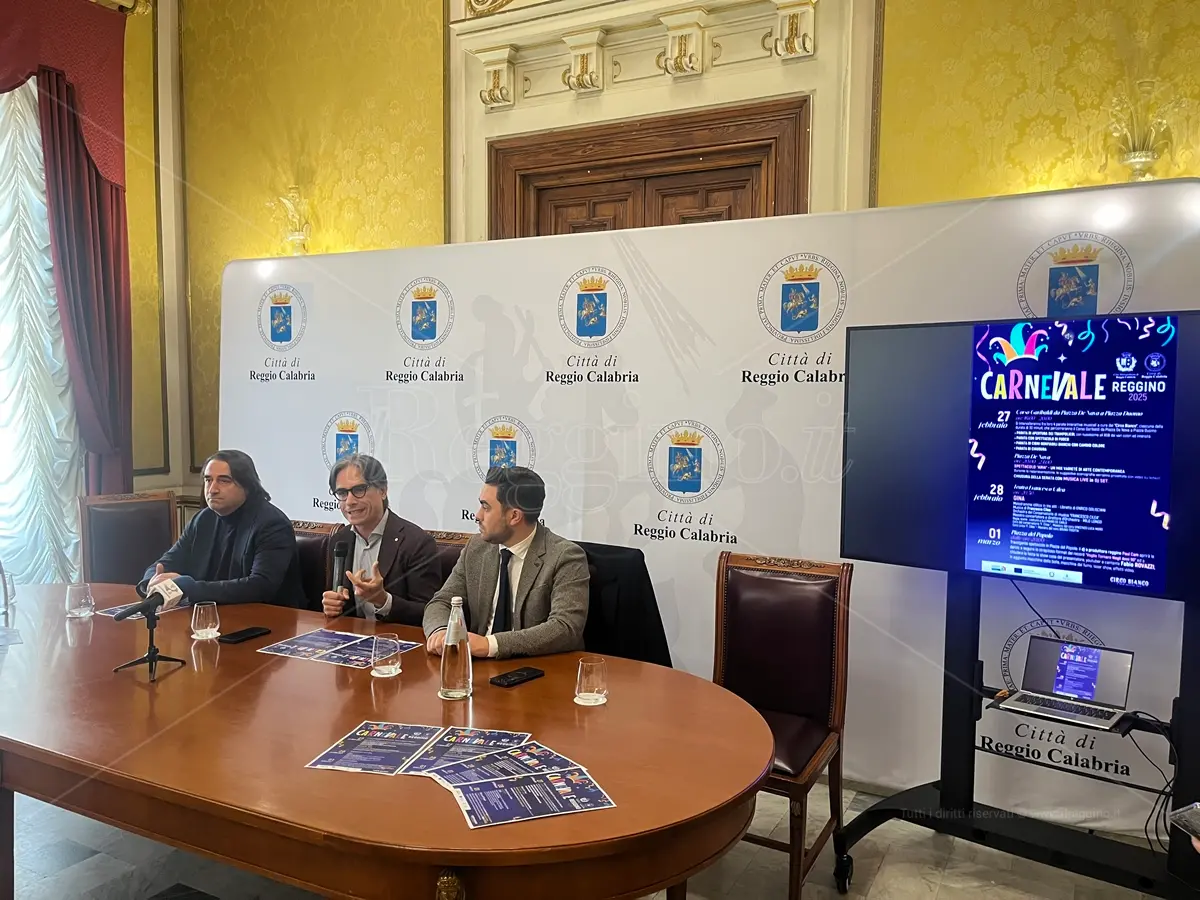 Reggio in maschera e… a teatro: presentato a palazzo San Giorgio il programma di Carnevale -VIDEO