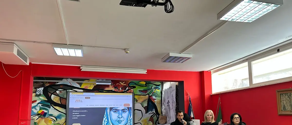 Palmi, all'istituto Einaudi - Alvaro un incontro sui pericoli e i reati legati all'uso di Internet e dei social media