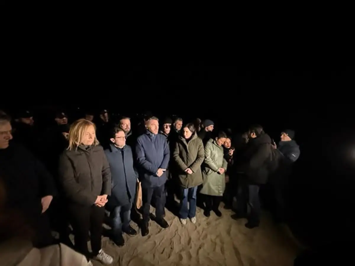 Naufragio di Cutro, Irto con Elly Schlein alla veglia notturna per non dimenticare