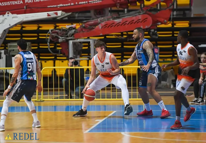 Redel Viola, Simonetti: «La vittoria di Brindisi ci voleva, ora puntiamo a fare bene ancor di più»