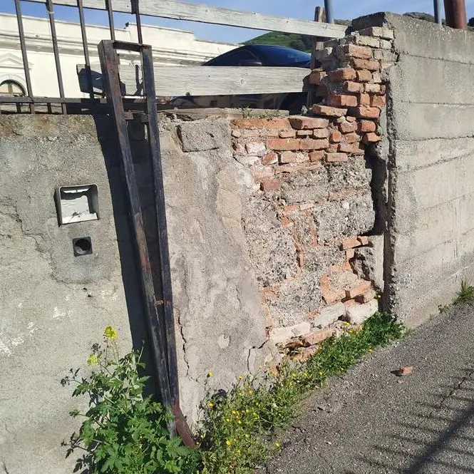 Melito, richiesti interventi di manutenzione per il crollo di un muro del Santuario dell'Addolorata