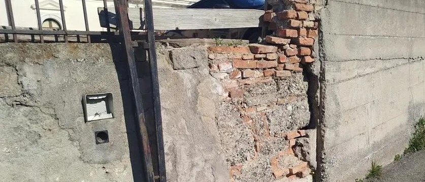 Melito, richiesti interventi di manutenzione per il crollo di un muro del Santuario dell'Addolorata