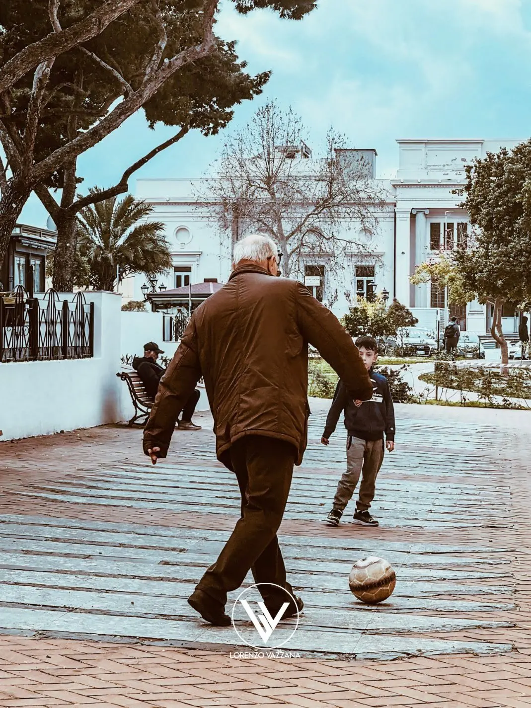 LA FOTO DEL GIORNO | Il gioco che attraversa il tempo
