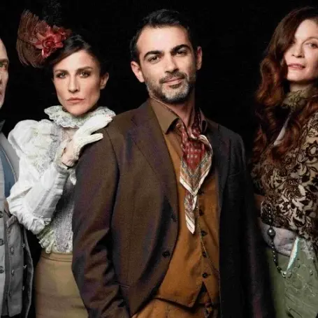 \"Uno, nessuno, centomila\": lo spettacolo in scena a Locri, Palmi e Reggio