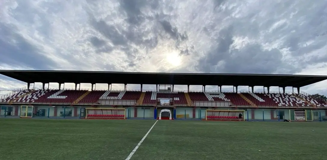 Serie D, Locri in crisi, ma Polifroni non molla: «Ci salveremo, ma se affondiamo sarò l’ultimo ad abbandonare la barca»
