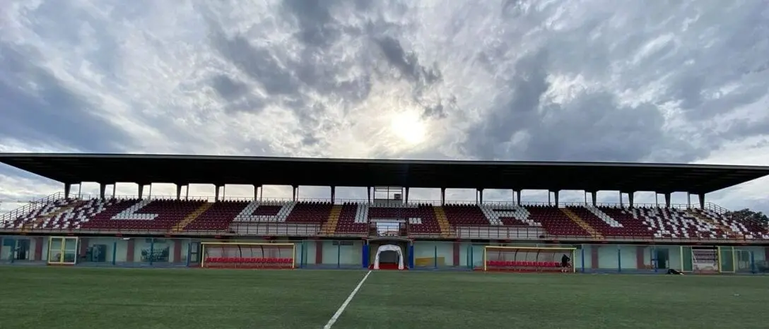 Serie D, Locri in crisi, ma Polifroni non molla: «Ci salveremo, ma se affondiamo sarò l’ultimo ad abbandonare la barca»