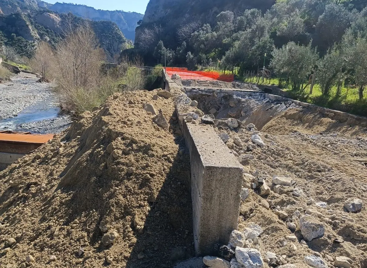 Bivongi: dopo il crollo, partita la macchina amministrativa per il ripristino della provinciale