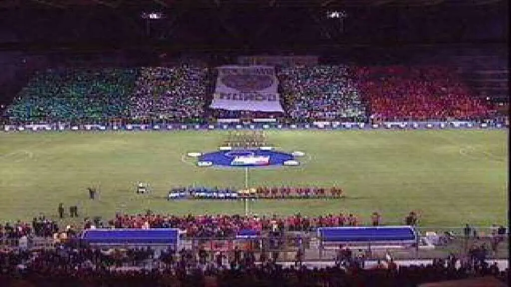 Addio a Bruno Pizzul, il suo incipit da brividi prima di Italia-Portogallo a Reggio