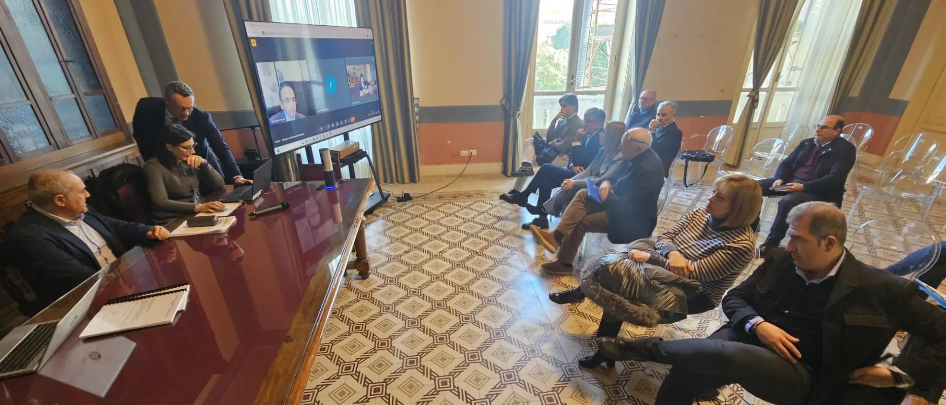 Allo studio il progetto di fattibilità per l’intermodalità e l'accessibilità tra l’Aeroporto dello Stretto, la linea ferroviaria ed il porto di Villa