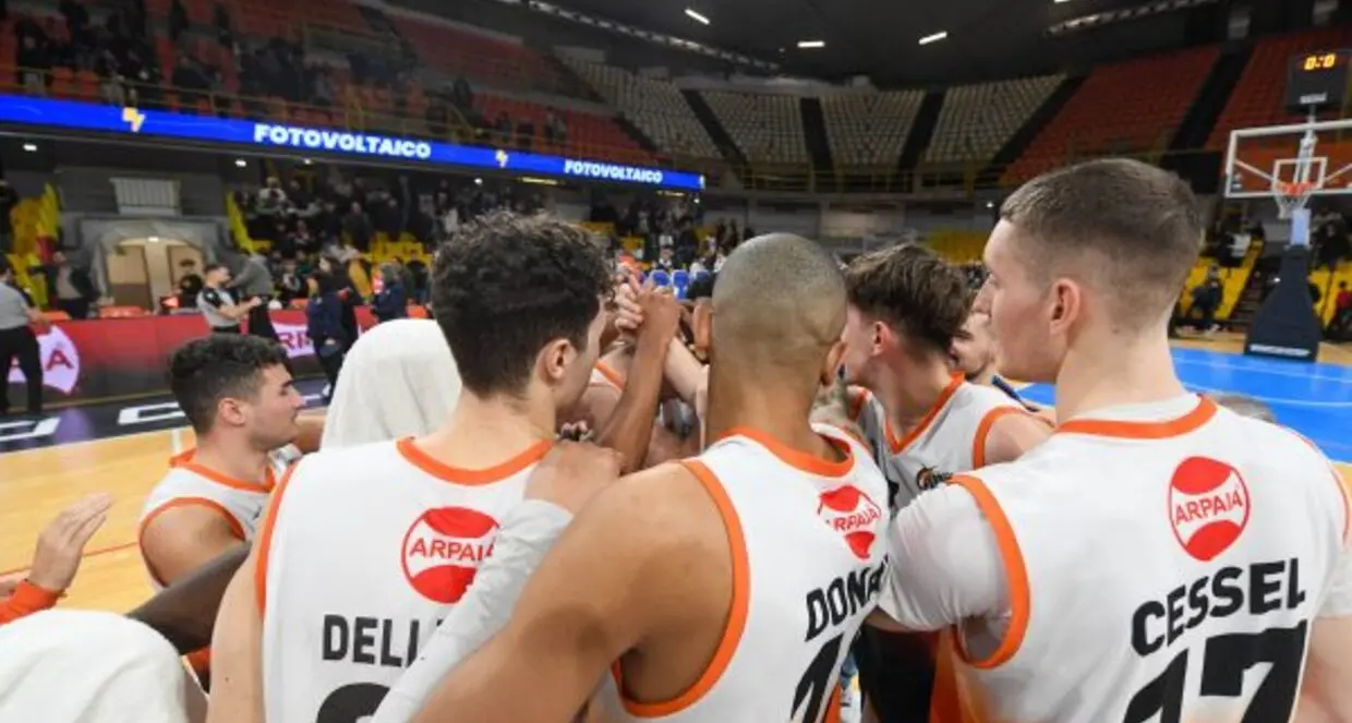 La Redel si gioca tutto al PalaCalafiore: contro Benevento una sfida da dentro o fuori per continuare il sogno playoff\n