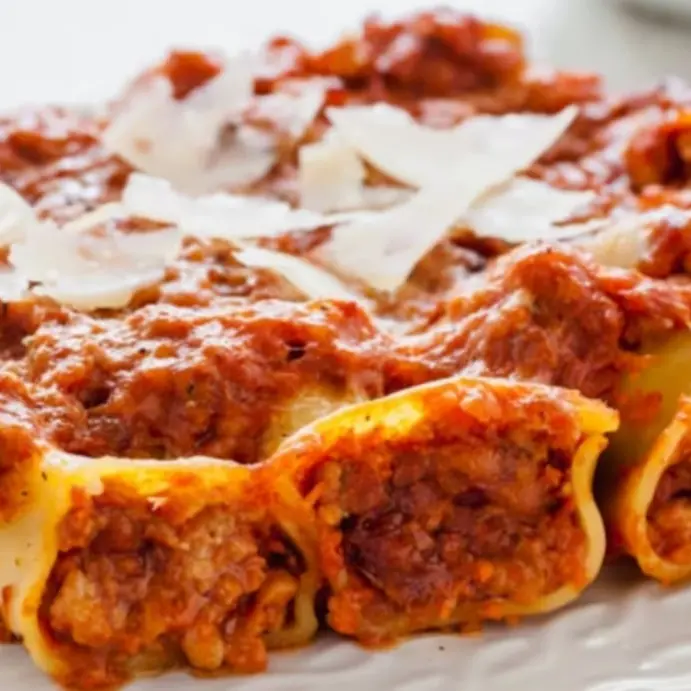 LA RICETTA DEL GIORNO | Cannelloni di carne, un primo piatto perfetto per il pranzo della domenica