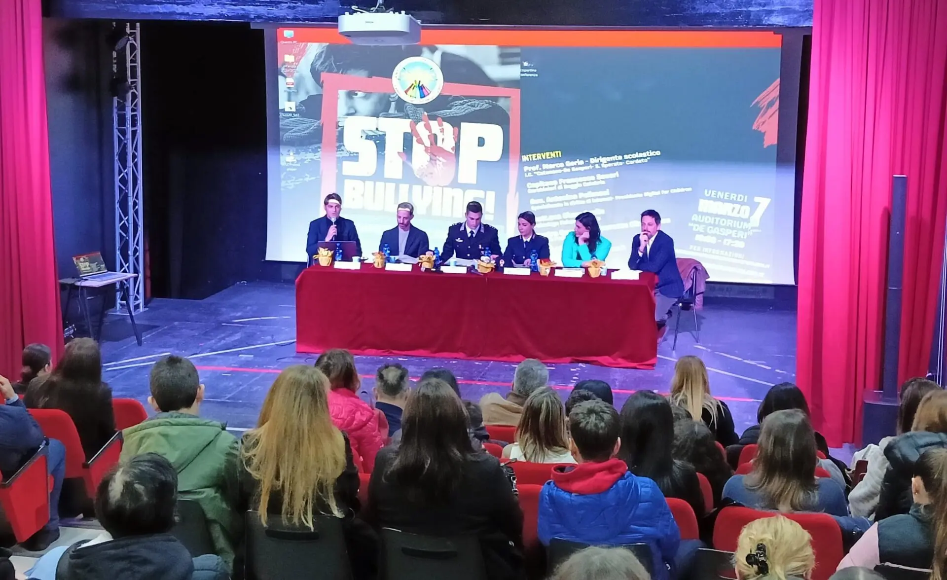 Reggio, lotta al bullismo al 'Catanoso-De Gasperi': incontro nei locali dell'auditorium