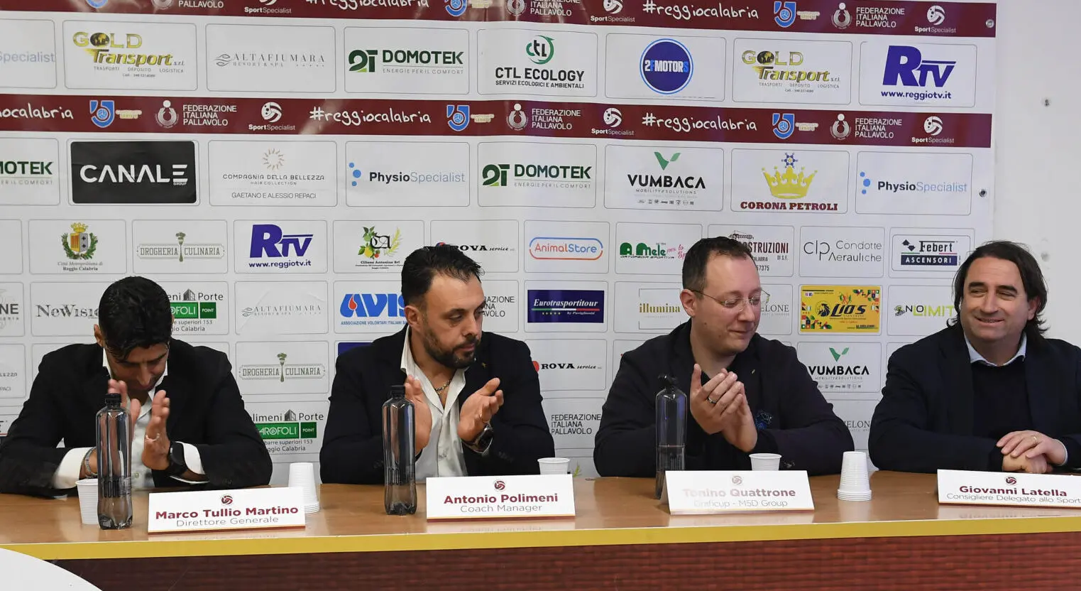 Reggio, la Domotek Volley si dà un futuro anche digitale: connubio perfetto di energia e ambizione in vista dei PlayOff