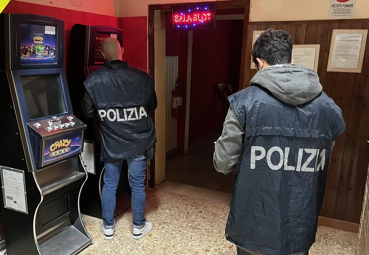 Villa, titolare di una nota sala giochi denunciato per frode informatica