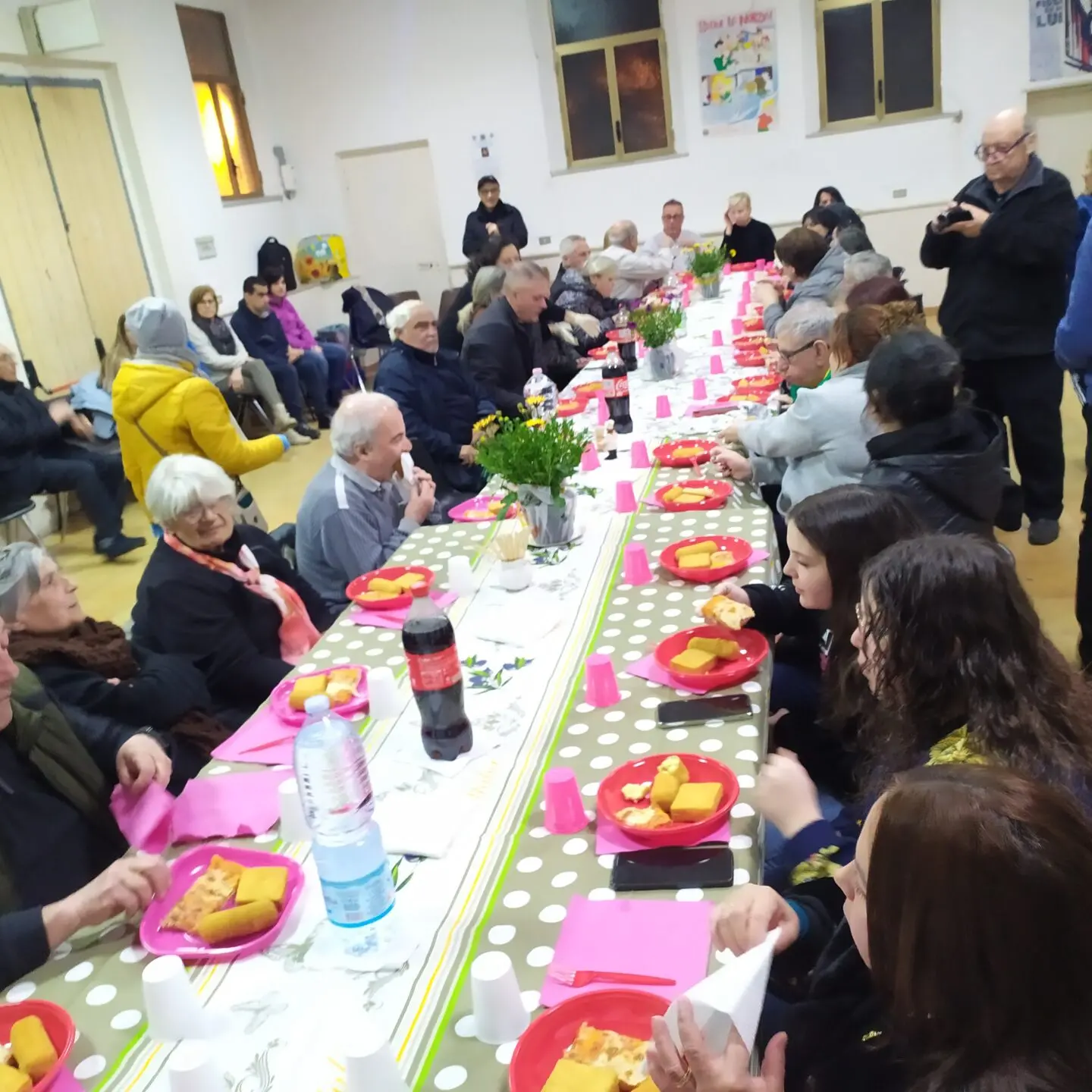 Mosorrofa, una festa per l’accoglienza: comunità e immigrati insieme nel segno di San Giuseppe