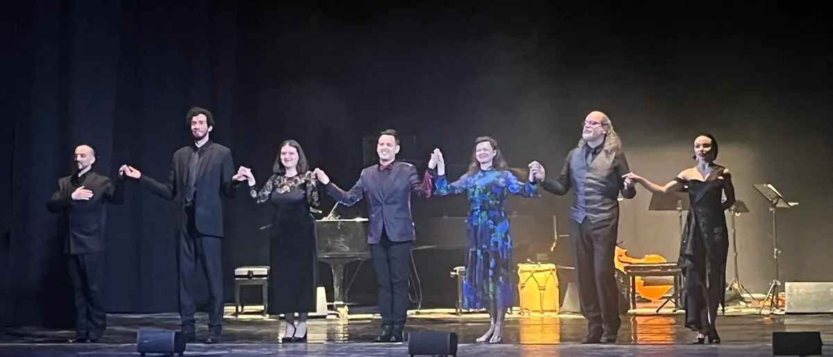 Passione in musica al teatro Manfroce di Palmi con la Tango Spleen Orquesta e i ballerini Sophie Sperling e Francis Aguilar