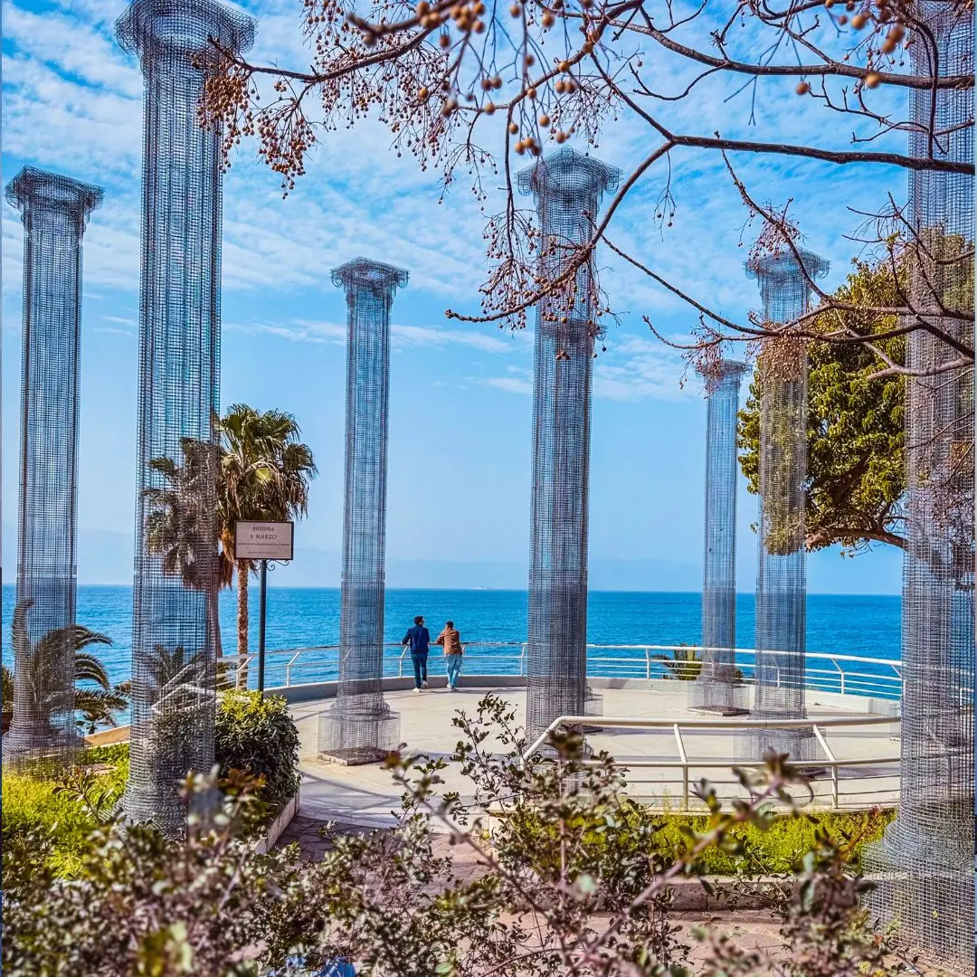 LA FOTO DEL GIORNO | Il confine è solo un'illusione