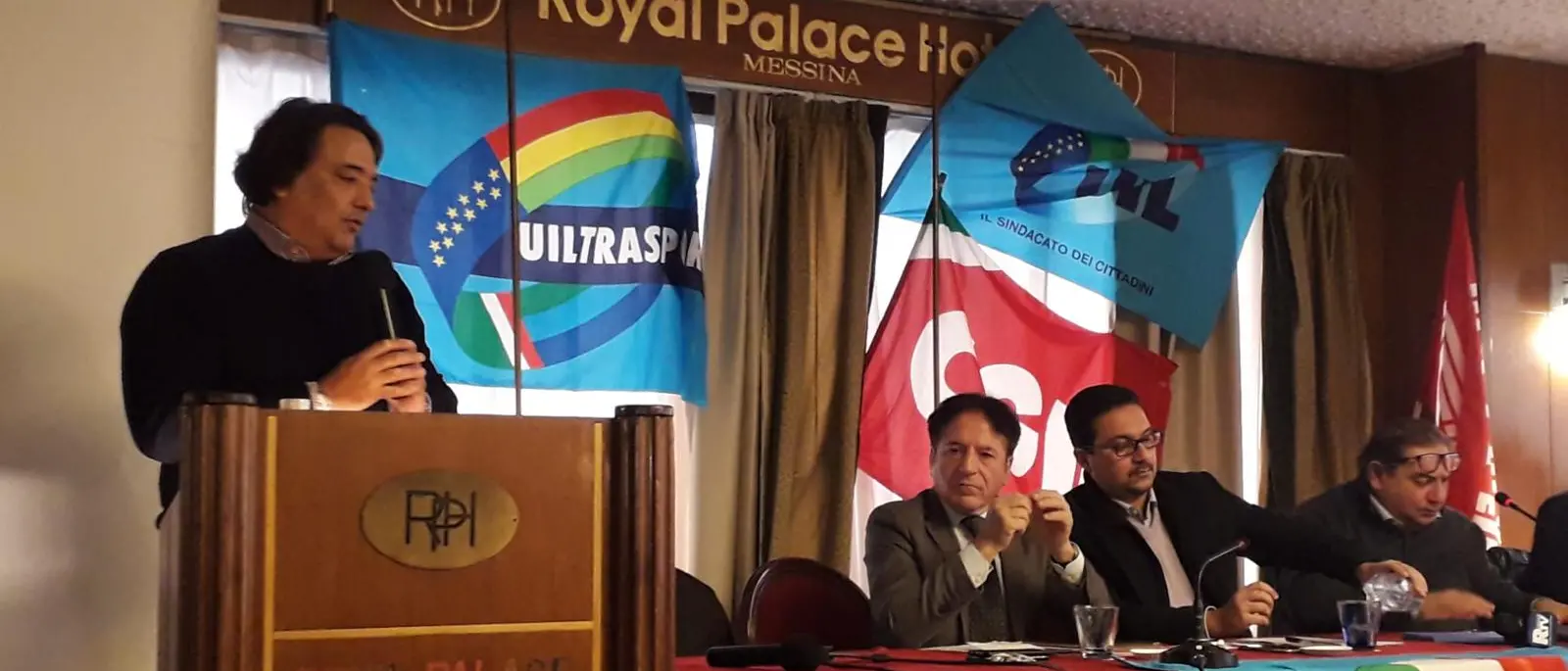 Lavoratori Blu Jet verso lo sciopero, stamane assemblea a Messina