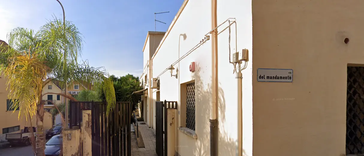 Villa, chiude il Consultorio familiare e il servizio veterinario: il Codacons non ci sta