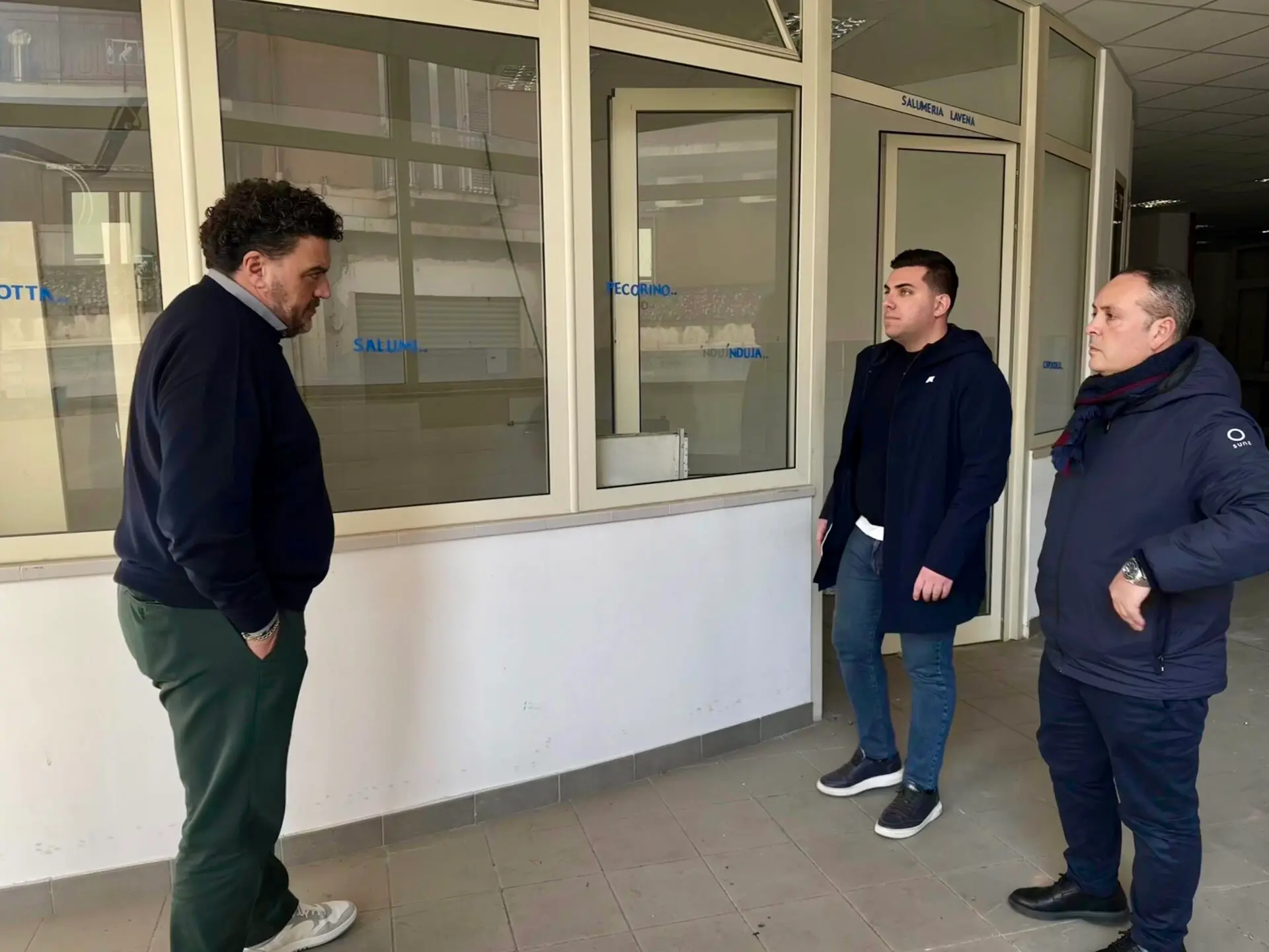 Mercato di via Aschenez, Forza Italia: «Trasformiamolo in un polo turistico come a Barcellona»