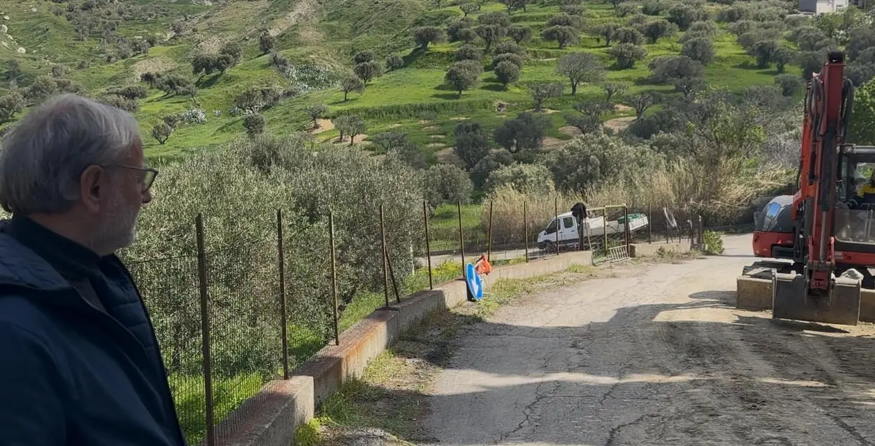 Motta San Giovanni, in corso i lavori di riqualificazione del Parco delle Rimembranze