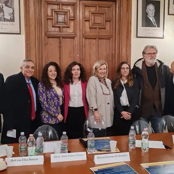 Sanità calabrese, Baldino (M5S): «Occhiuto da commissario a supereroe per trasformare la sanità in più voti e meno servizi»