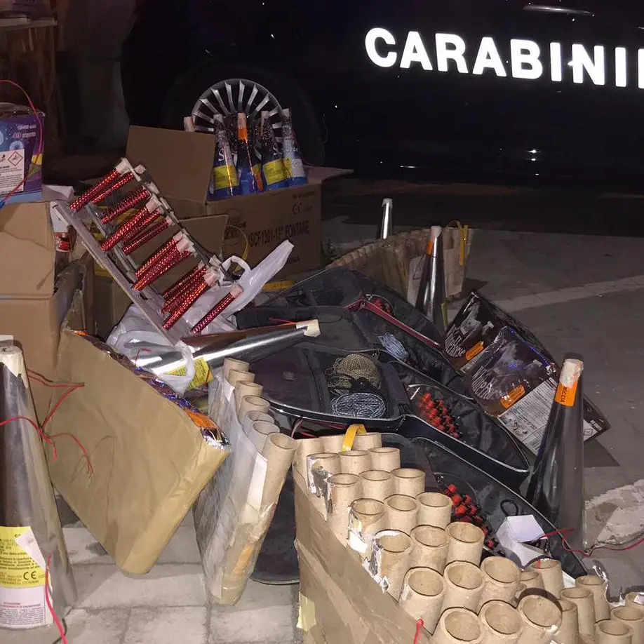 Reggio, oltre una tonnellata di materiale pirotecnico sequestrato