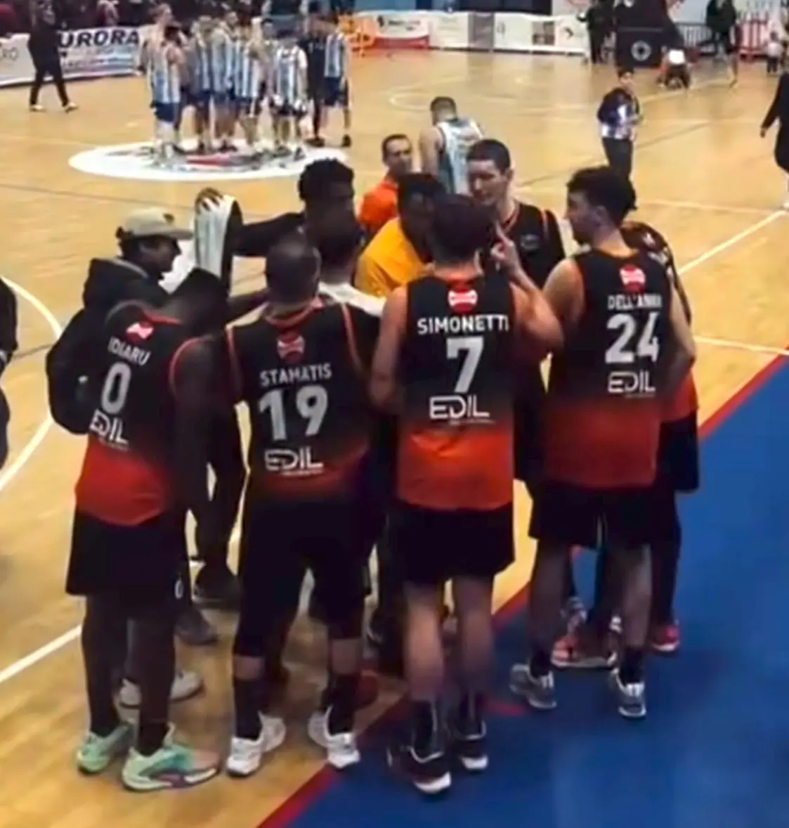 Basket, la Redel Viola risale dal -18 e vince a Molfetta