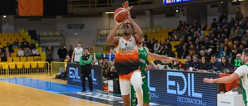 Redel Viola, Uchenna Ani: «Partita dopo partita, l’obiettivo è arrivare pronti ai playoff»