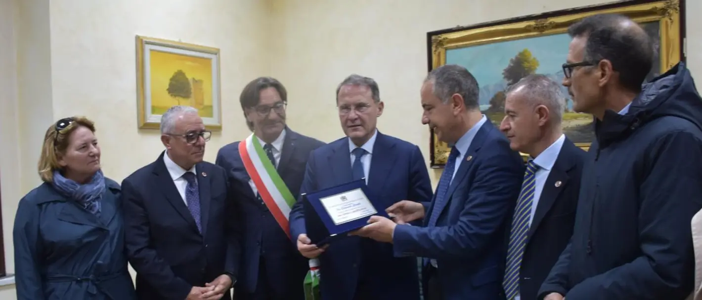 Il viceministro Cirielli in visita presso il Consolato onorario del Regno del Marocco in Calabria