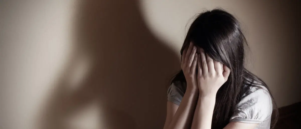 Femminicidi, Turano e Richichi (FI): «Occorre un cambio di passo. La prevenzione inizi dai banchi di scuola»