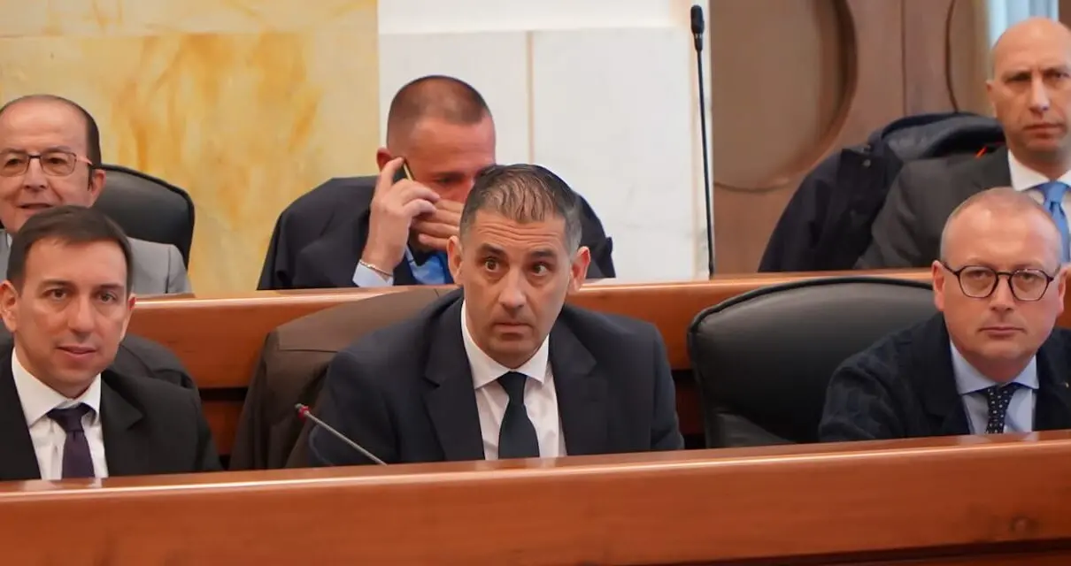 Ciccarello, il Gruppo Red sul campo \"Simone Neto dell'Acqua\": «Ritorna in campo la storia sportiva della nostra città»