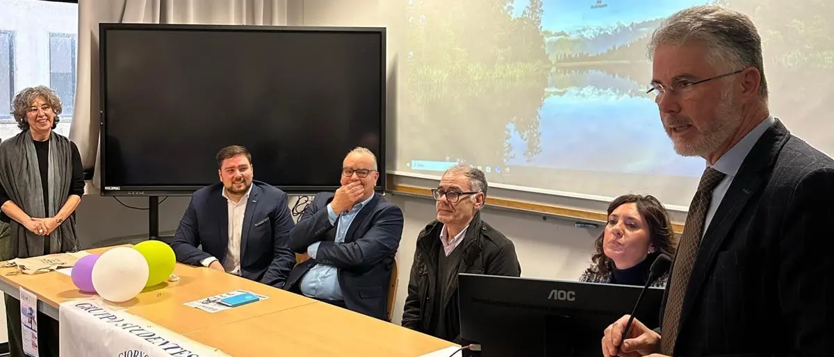 Reggio, Themis guida gli studenti verso il futuro: successo per il ciclo di seminari “Coltivare il Sé”