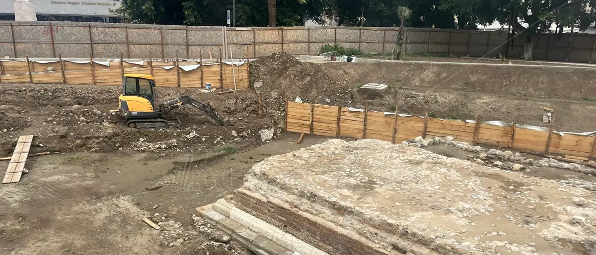 Reggio, terminate le indagini archeologiche a piazza Garibaldi: in fase di ultimazione le opere per l'apertura al pubblico