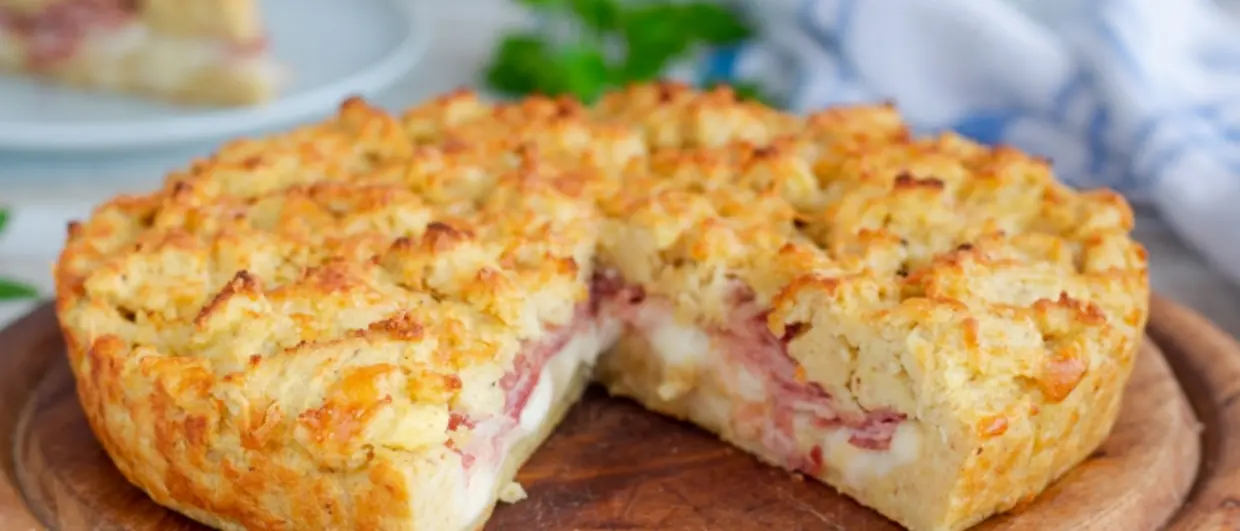 LA RICETTA DEL GIORNO | Sbriciolata di patate: un piatto unico, gustoso e facile da preparare