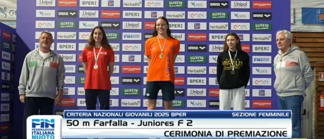 Festa grande a Reggio: Emma Arcudi è la nuova campionessa italiana dei 50 farfalla. Record ai Criteria di Riccione